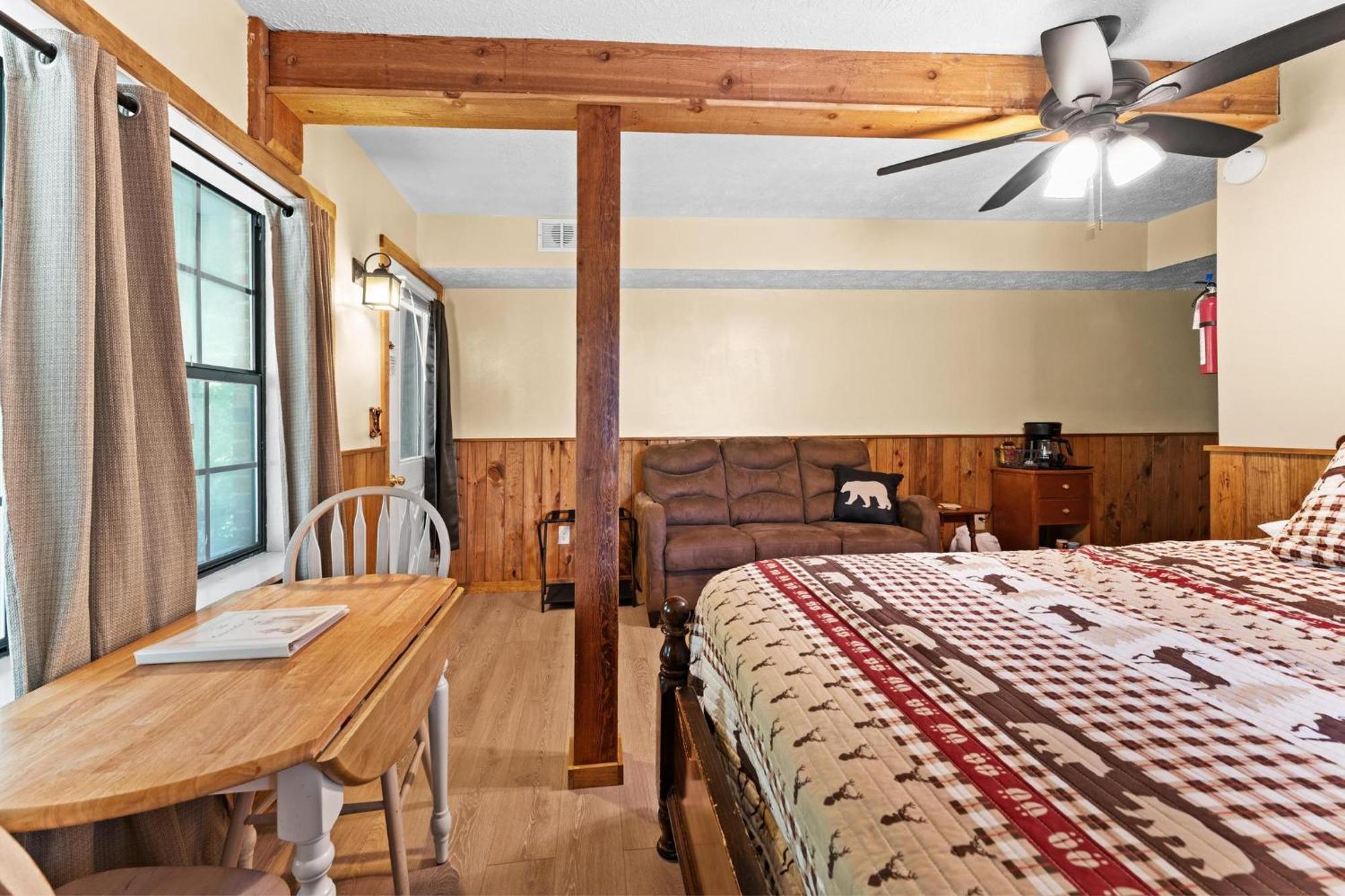 Cascades Inn Tiger Extérieur photo