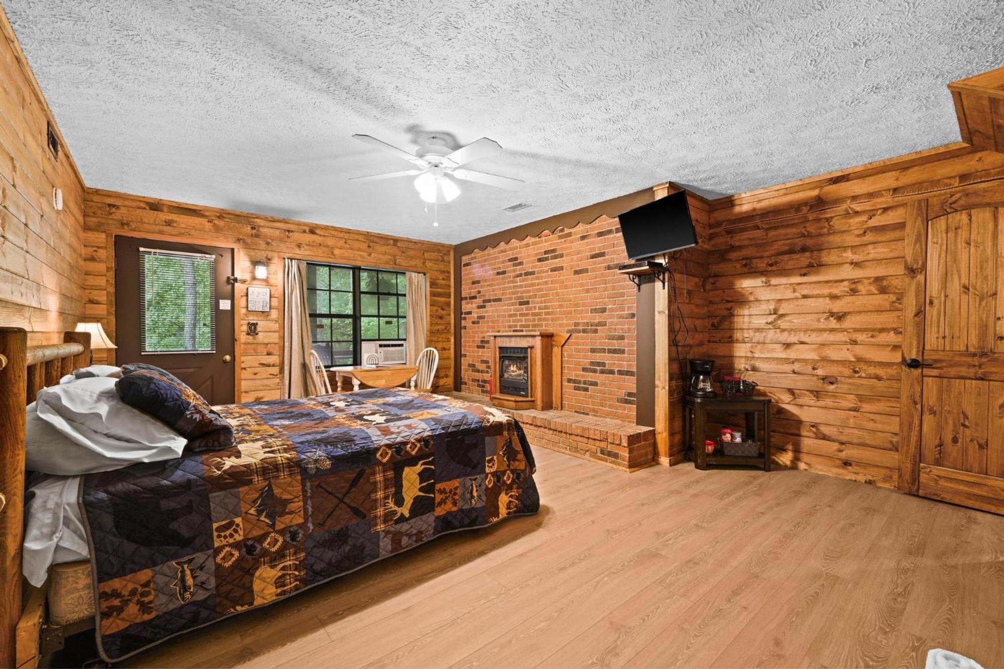 Cascades Inn Tiger Extérieur photo